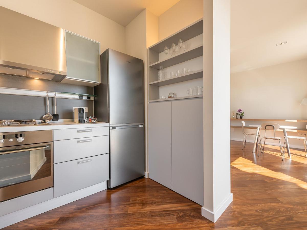 Penthouse Center Leilighet Cagliari Eksteriør bilde