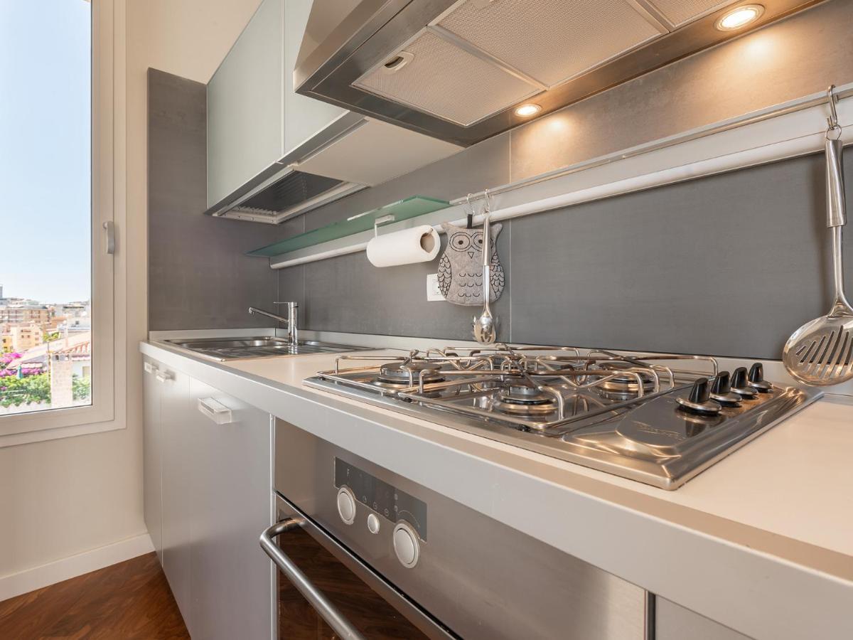 Penthouse Center Leilighet Cagliari Eksteriør bilde