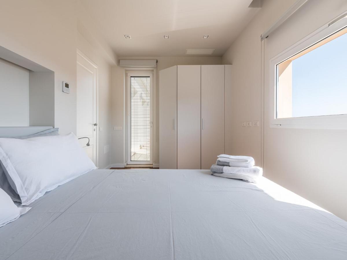 Penthouse Center Leilighet Cagliari Eksteriør bilde